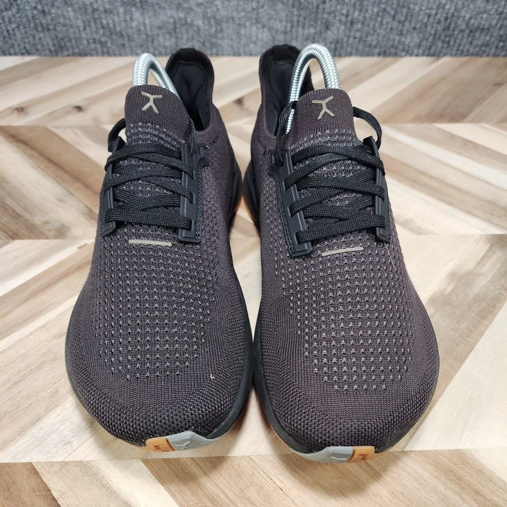 Flux Adapt Runner Black Gum Womens 7.5 Barefoot Minimal Running Walking Shoes